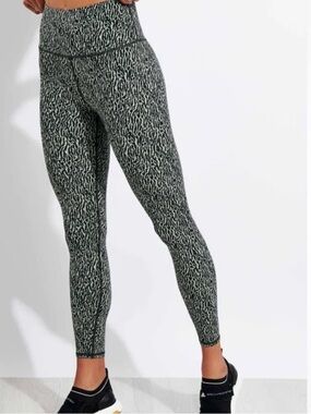 VARLEY Century High-Rise Legging in Textured Grain